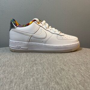 Nike Air Force 1 Low LV8 (GS) Playful Print Shoe Size 7Y/Women 8.5 FN8912-111​